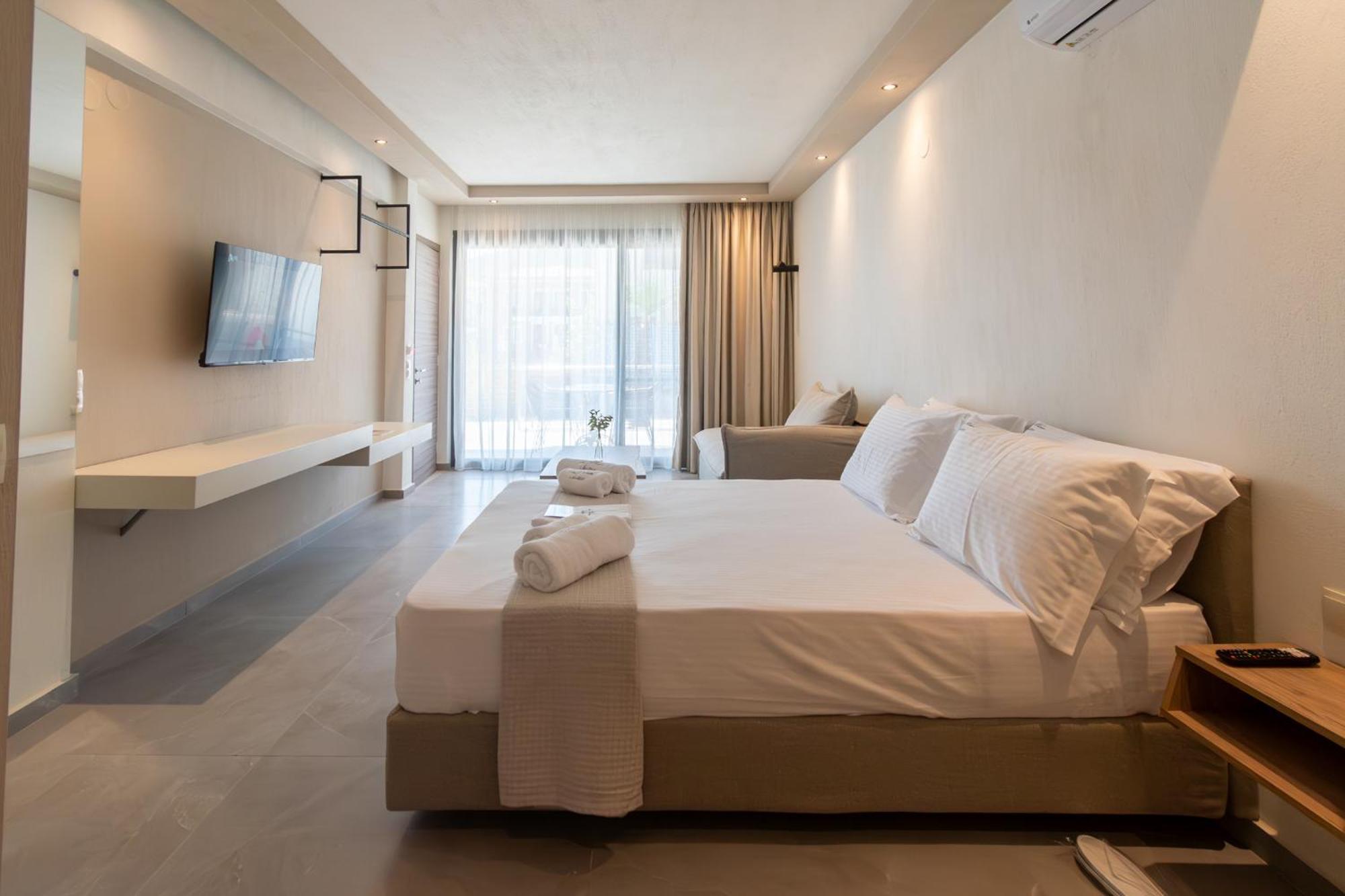 La Boheme Suites Skala Potamia  Bagian luar foto